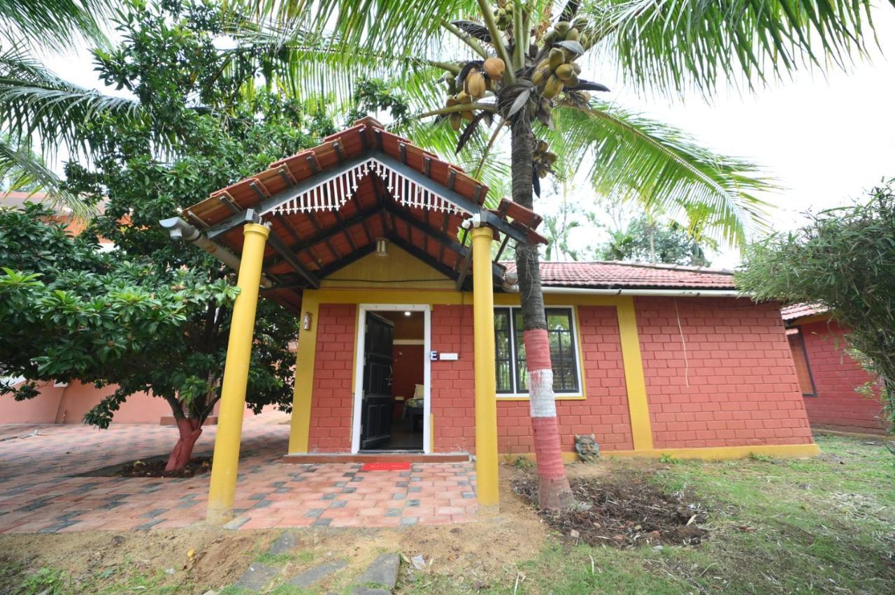 Coorg Homestay Resort Kushālnagar Extérieur photo